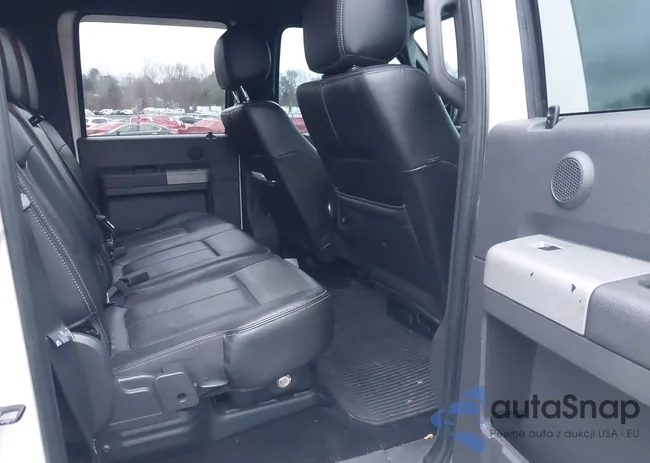 1FT7W2B65EEB38718: 44107852