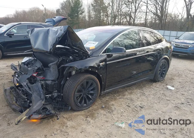 5YJXCAE28KF195047: 44107862