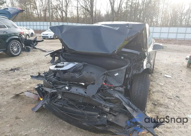 5YJXCAE28KF195047: 44107862