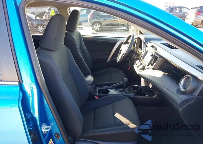 JTMZFREV9HJ101087: 44107870