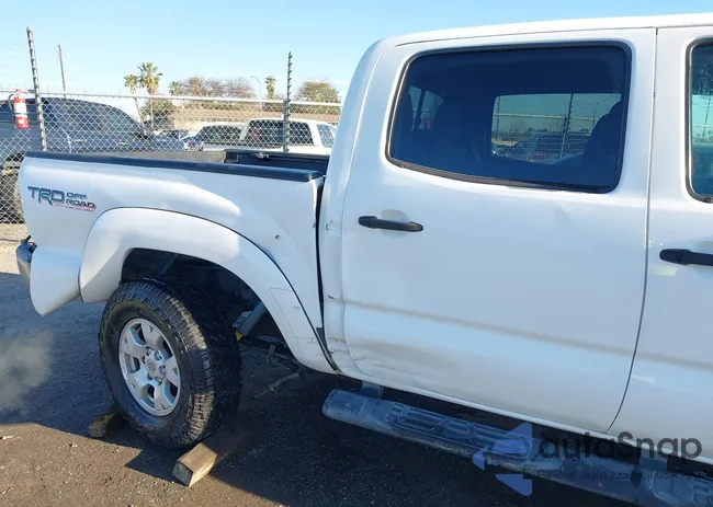 3TMJU4GN9CM134296: 44107896