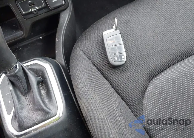 ZACNJAAB6LPL35901: 44107925