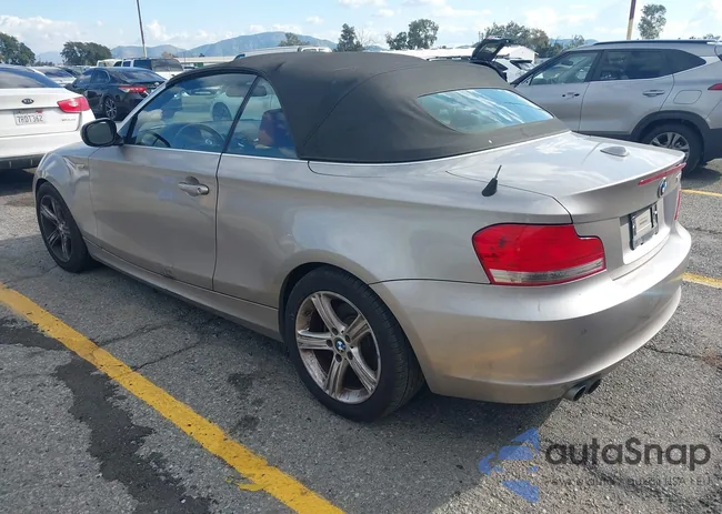 WBAUL7C5XAVJ77486: 44107932