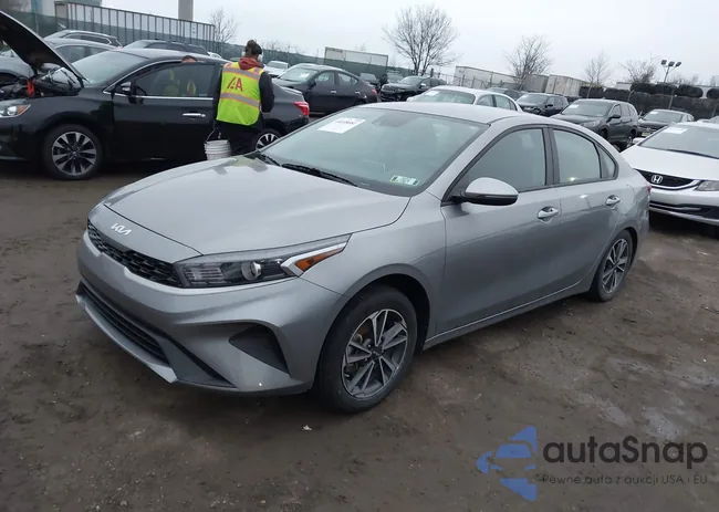 3KPF24AD5PE691301: 44108081