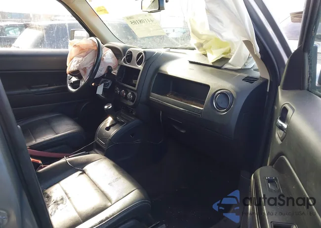 1C4NJRFB4HD122431: 44108105