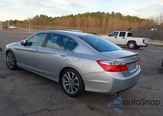 1HGCR2F59DA246001: 44108131