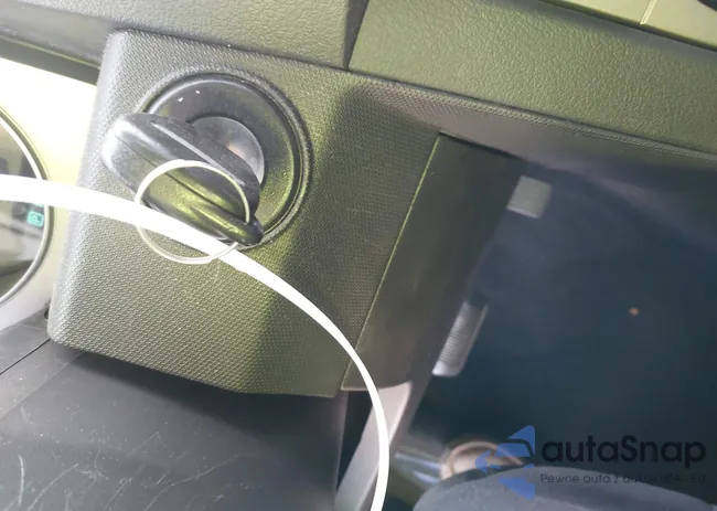 1B3CC5FB4AN170040: 44107146