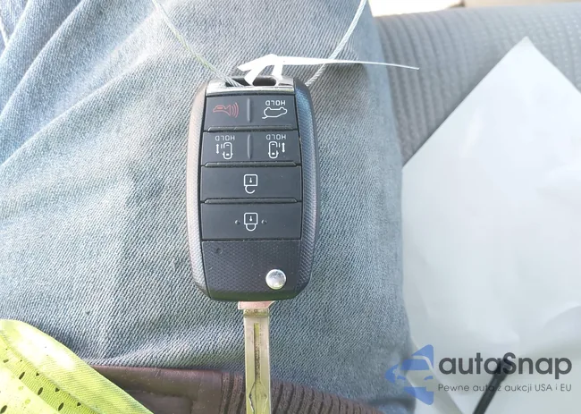 KNDMB5C12K6569509: 44107243