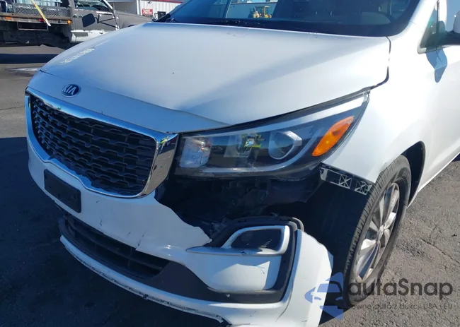 KNDMB5C12K6569509: 44107243