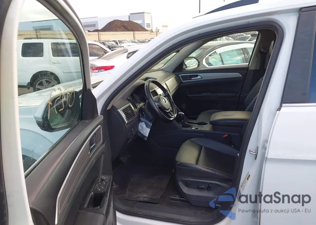 1V2CR2CA4JC571279: 44107257