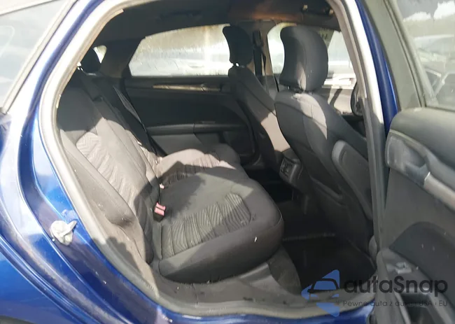 3FA6P0H73GR233880: 44107319