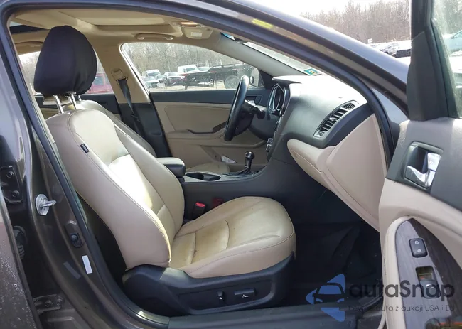 5XXGN4A75EG285612: 44107381