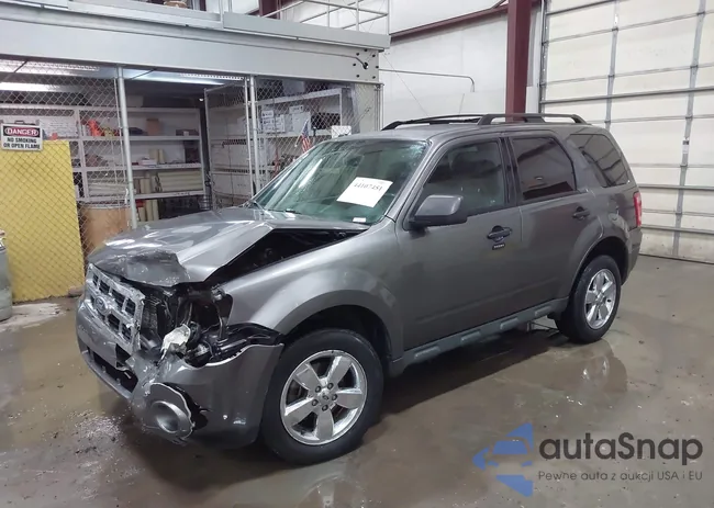 1FMCU9D75CKA14722: 44107451