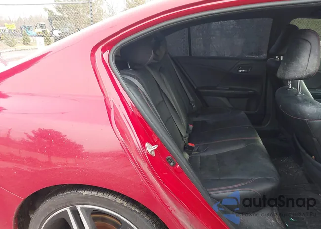 1HGCR2F1XHA245247: 44107487