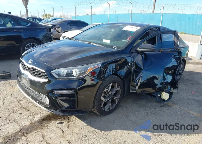 3KPF24AD2LE174810: 44108548