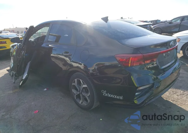 3KPF24AD2LE174810: 44108548