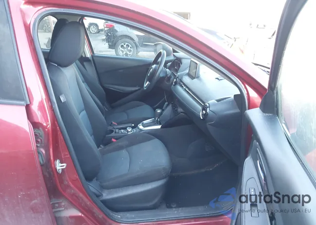 3MYDLBYV0HY183973: 44108561