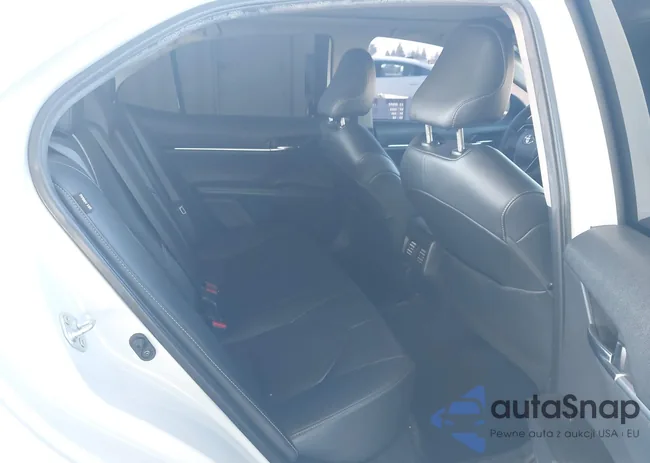 4T1K61AK0NU010228: 44108584