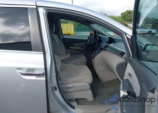 5FNRL5H44BB079521: 44108593