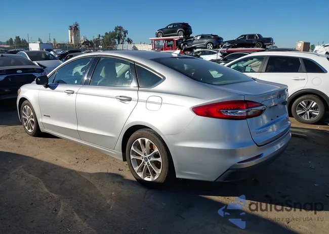 3FA6P0LU2KR206725: 44108642