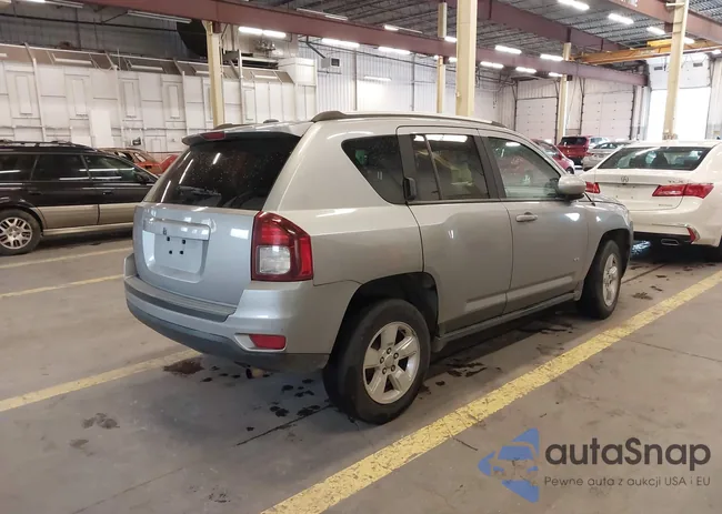 1C4NJCEA5GD742337: 44108661