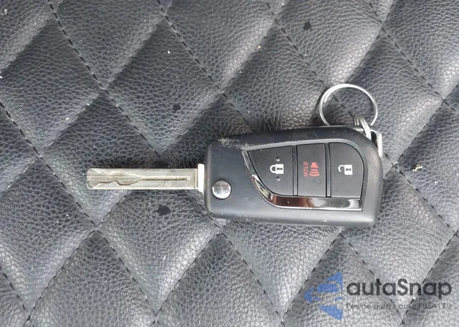 2T3F1RFV1NW249618: 44108743