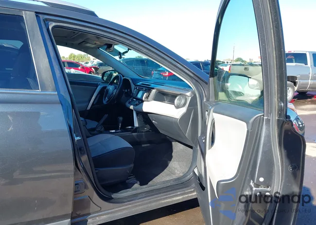 JTMRJREV6GD011925: 44108772