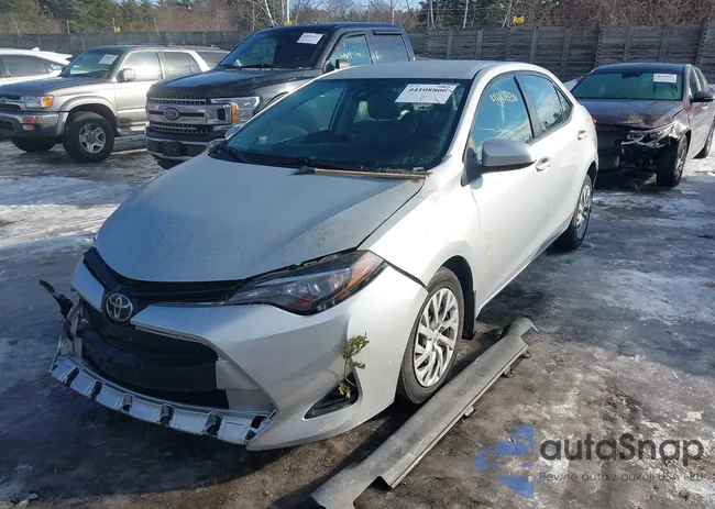 2T1BURHE2HC854877: 44108806