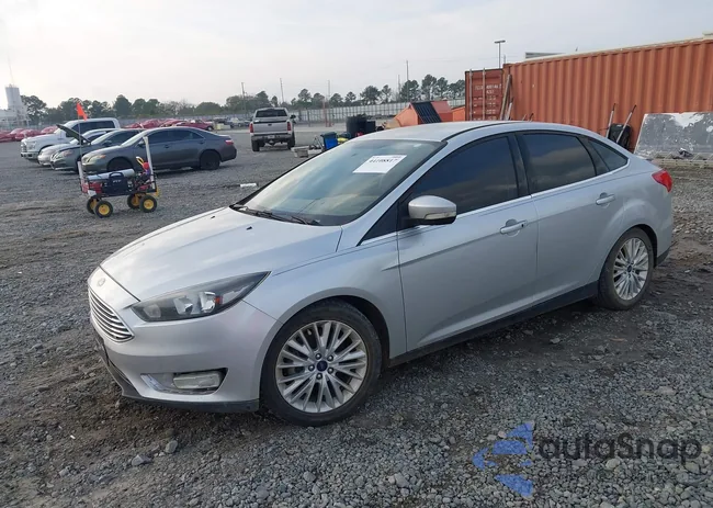 1FADP3J23GL228684: 44108817