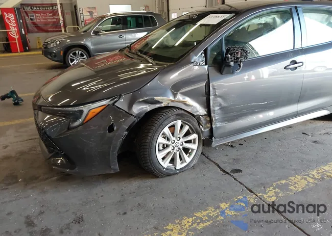 JTND4MBE3P3200381: 44108837