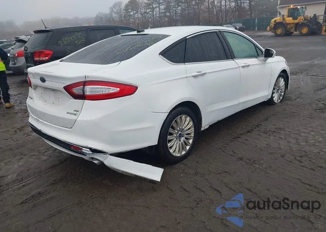 3FA6P0LU1DR328768: 44108891