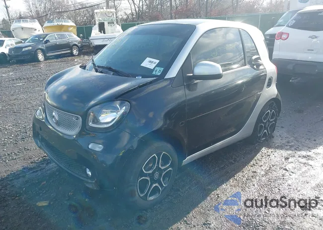 WMEFJ5DA0GK049125: 44108892