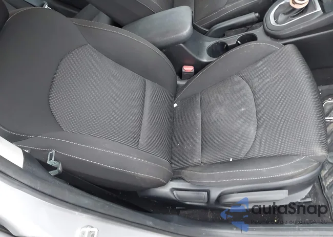 3KPF24AD9KE066859: 44108911