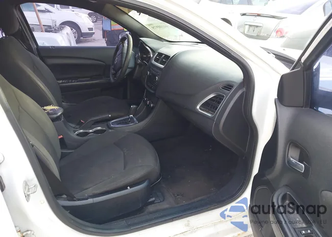 1C3CDZAG4CN327675: 44108975