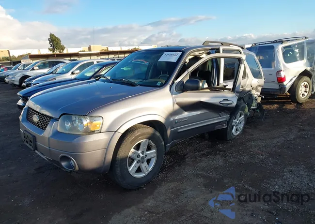 1FMCU49H67KC08315: 44108161