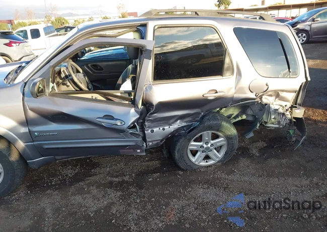 1FMCU49H67KC08315: 44108161