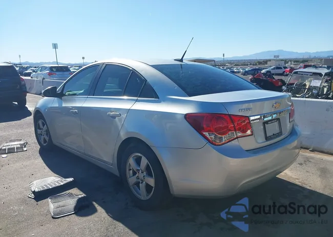 1G1PC5SB9E7123854: 44108204