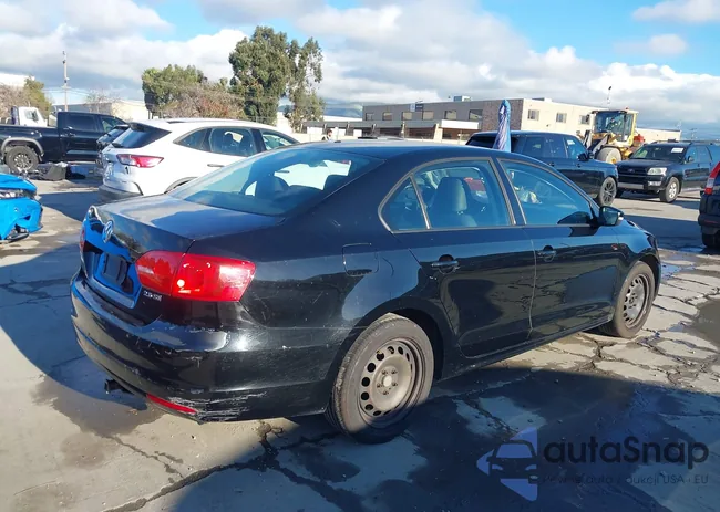 3VWDP7AJ6CM396494: 44108308