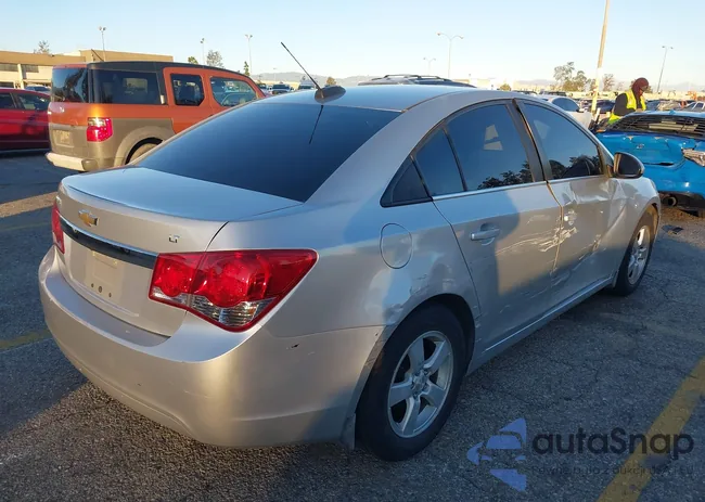 1G1PC5SB6F7180675: 44108454