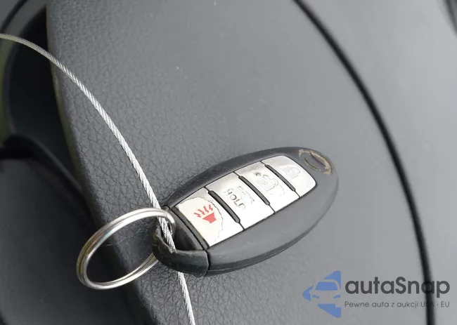 1N4AL3AP5GN373871: 44109509