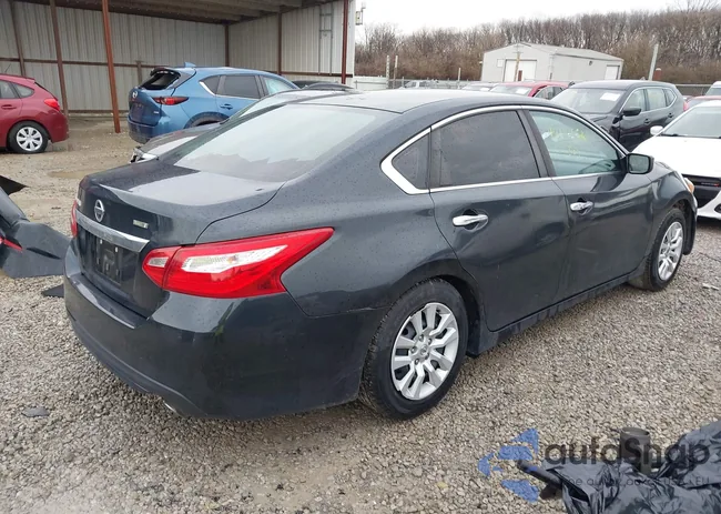 1N4AL3AP5GN373871: 44109509