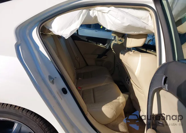 JH4CU2F64BC009955: 44109517