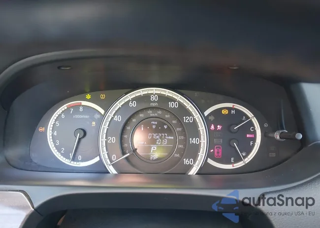 1HGCR2F82HA162716: 44109591