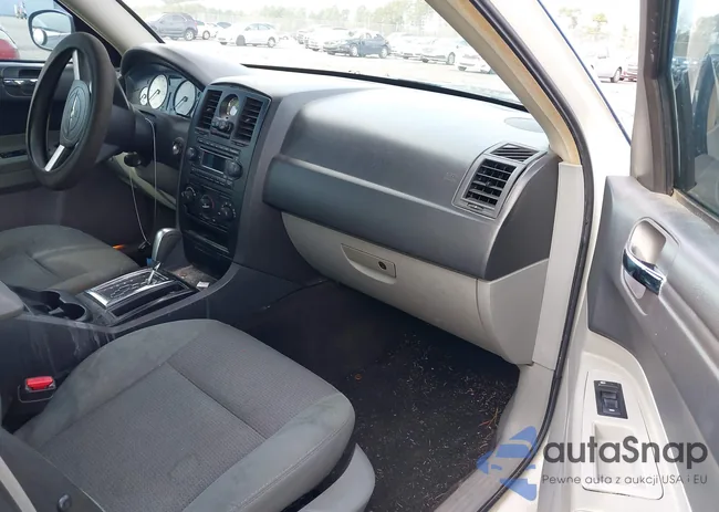 2C3KA43R16H223504: 44109639