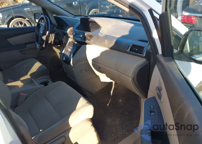 5FNRL5H48CB008985: 44109688