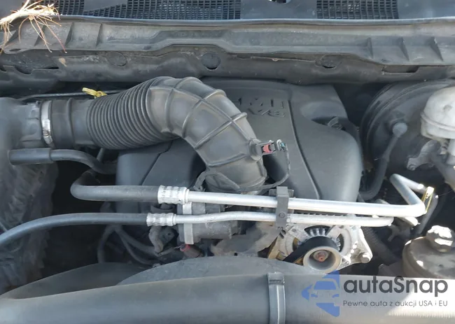 1D3HV13T39S720885: 44109713