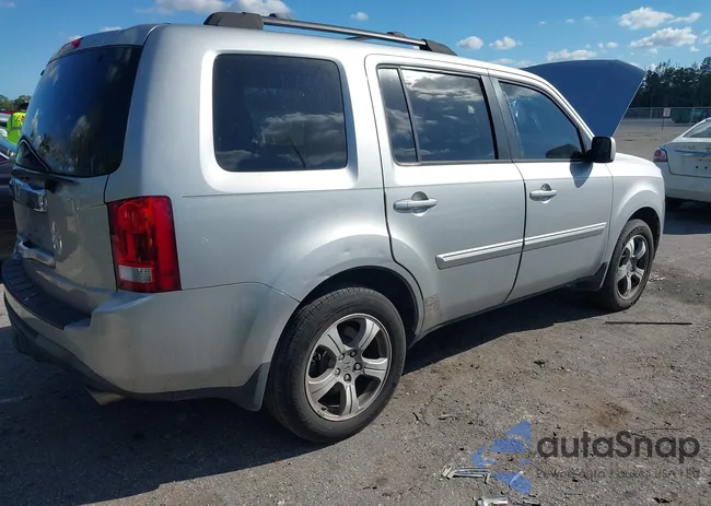 5FNYF3H51FB033215: 44109766