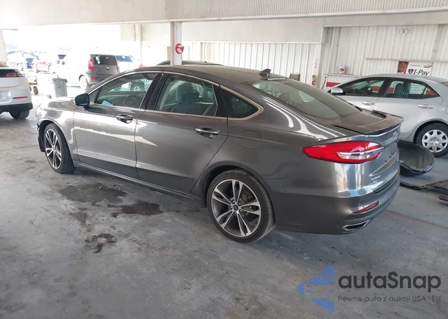 3FA6P0K92LR118174: 44109817