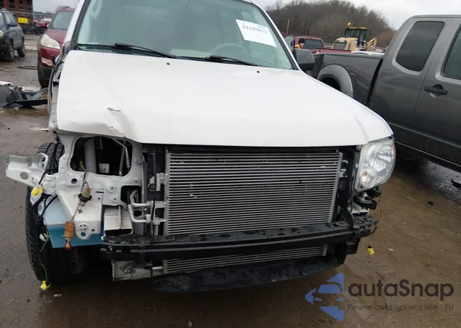 1FMCU9DG1BKC09182: 44109833