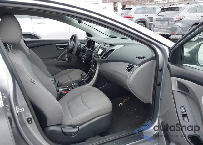 KMHDH4AE2F4382329: 44109852